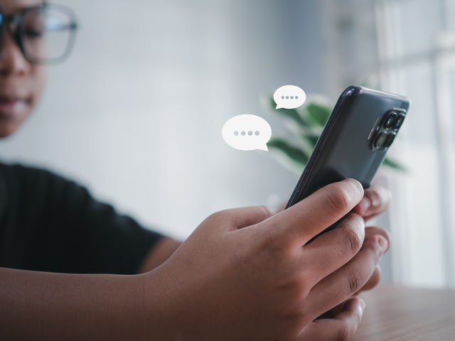 Text Message Therapy for Grief: How It Works and Why It’s Effective