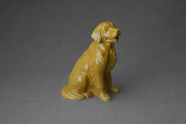 Image of Golden Retriever Pet Urn for dog cremation.